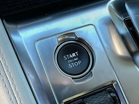 Used 2023 Jaguar F-PACE S image 32