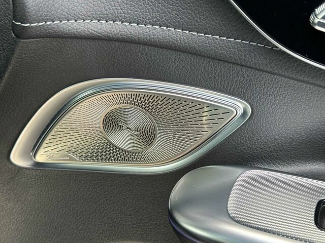 Certified 2025 Mercedes-Benz EQE 350+ 4MATIC SUV w/ AMG Line Exterior Package image 21