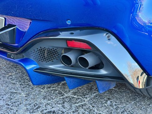 Used 2019 Aston Martin V8 Vantage Coupe image 11