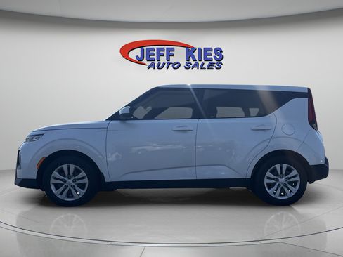 Used 2020 Kia Soul LX FWD image 8