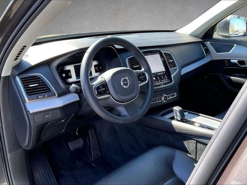 Certified 2023 Volvo XC90 B5 Core w/ Protection Package Premier image 17