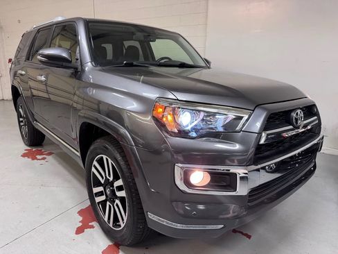 Used 2016 Toyota 4Runner Limited image 1