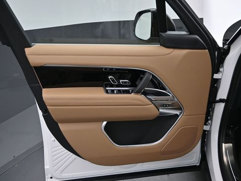 New 2026 Land Rover Range Rover SE AWD/4WD image 22