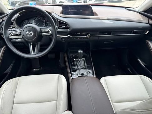 Used 2022 MAZDA CX-30 AWD 2.5 S w/ Premium Package image 4
