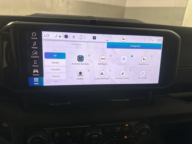 Used 2024 Jeep Wrangler Unlimited Sahara AWD/4WD image 10
