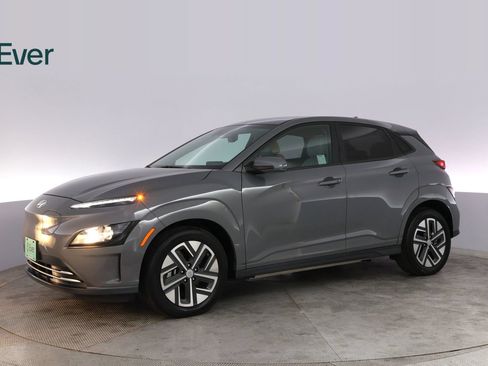 Used 2023 Hyundai Kona SE FWD image 18