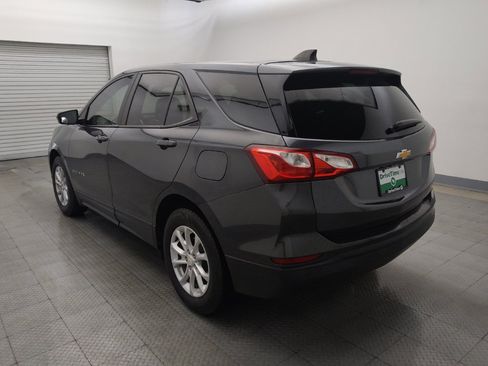 Used 2020 Chevrolet Equinox LS w/ LS Convenience Package FWD image 5