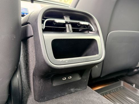 Used 2026 Mercedes-Benz E 53 AMG 4MATIC Sedan image 33