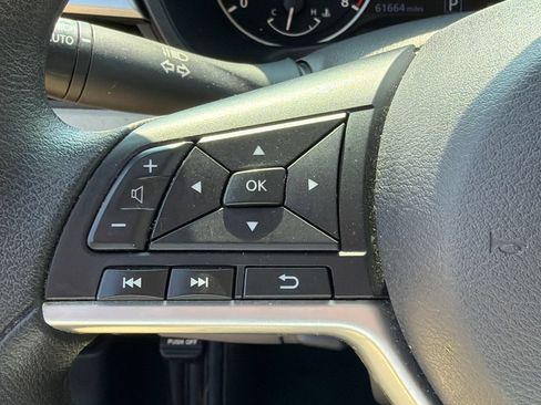 Used 2025 Nissan Altima 2.5 SV FWD image 24