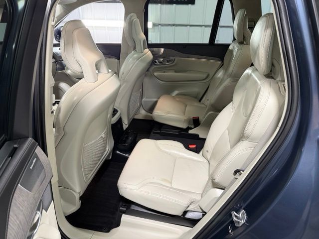 Used 2022 Volvo XC90 T8 Inscription AWD/4WD image 8