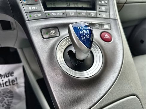 Used 2014 Toyota Prius Two image 27