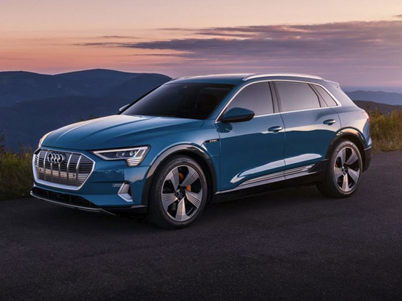Used 2022 Audi e-tron Premium image 1