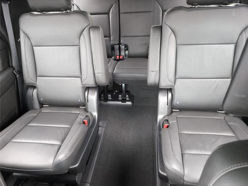 Used 2021 Chevrolet Tahoe Z71 w/ Rear Media and Nav Package image 26