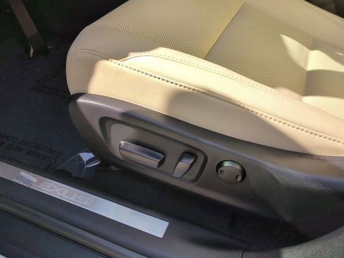 Used 2022 Lexus RX 450h AWD w/ Premium Package image 16