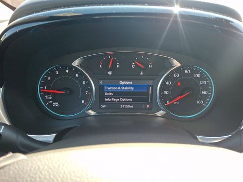 Certified 2023 Chevrolet Traverse LT w/ LT Premium Package image 20