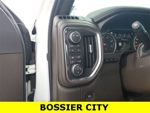 Certified 2020 Chevrolet Silverado 2500 LTZ w/ LTZ Premium Package image 14