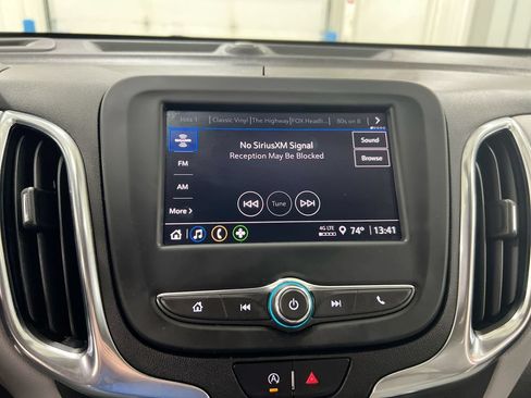 Used 2022 Chevrolet Equinox LT FWD image 14