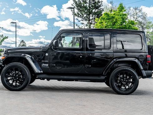 Used 2023 Jeep Wrangler Unlimited Sahara w/ Cold Weather Group AWD/4WD image 3