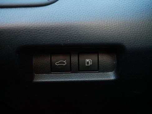 Used 2024 Toyota Crown XLE image 26