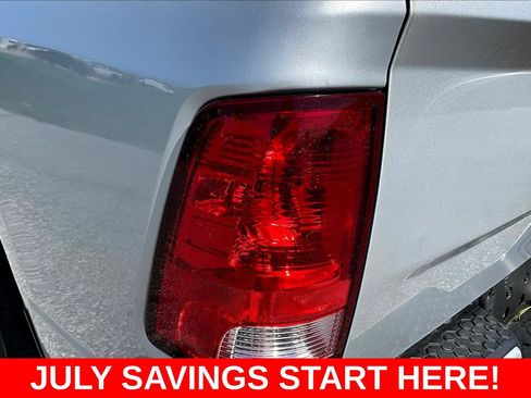 Used 2017 RAM 1500 Express AWD/4WD image 29