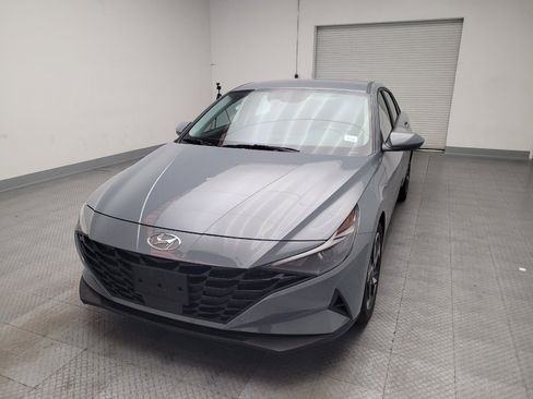 Used 2023 Hyundai Elantra SEL w/ Convenience Package image 15