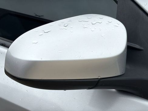 Used 2017 Toyota Corolla L FWD image 8