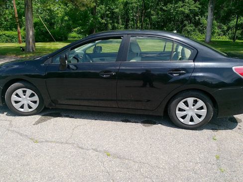 Used 2013 Subaru Impreza 2.0i w/ Popular Pkg 2 AWD/4WD image 9