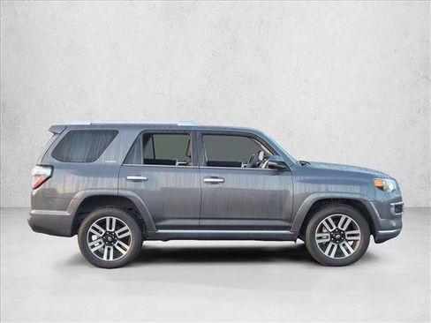 Used 2022 Toyota 4Runner Limited RWD image 4