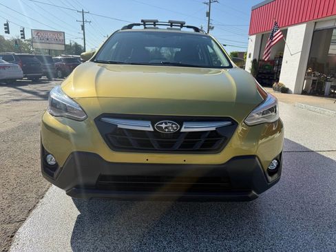 Used 2021 Subaru Crosstrek 2.5i Limited w/ Moonroof Package 1 AWD/4WD image 7