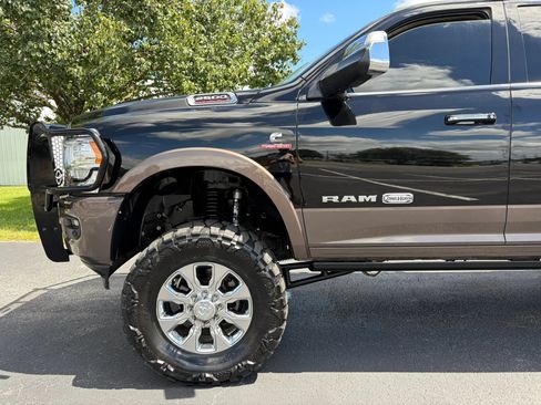Used 2020 RAM 2500 Limited AWD/4WD image 3