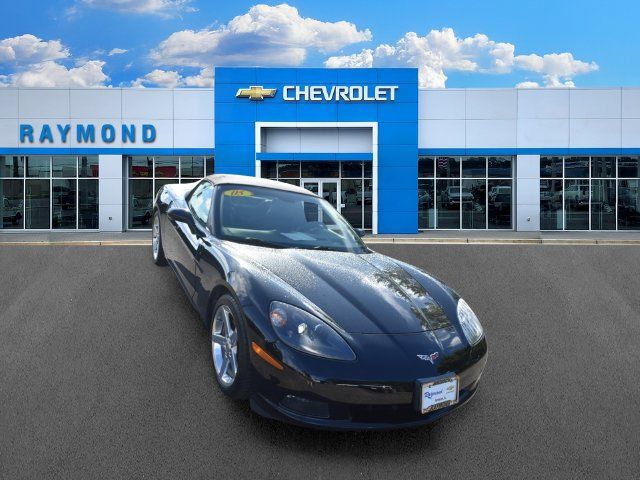 Used 2005 Chevrolet Corvette Convertible w/ Preferred Equipment Group RWD image 9