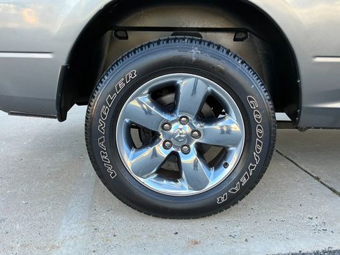 Used 2013 RAM 1500 Big Horn AWD/4WD image 25