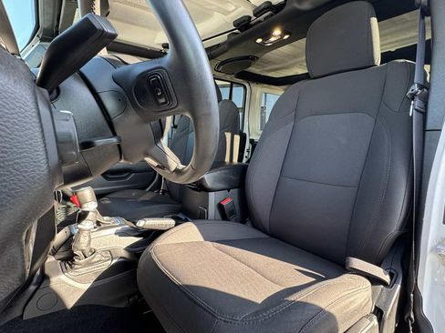 Used 2023 Jeep Wrangler Unlimited AWD/4WD image 22