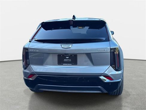 New 2025 Cadillac Optiq Sport 2 w/ LPO, ONYX Package image 5