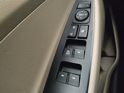 Used 2019 Hyundai Tucson SE FWD image 27