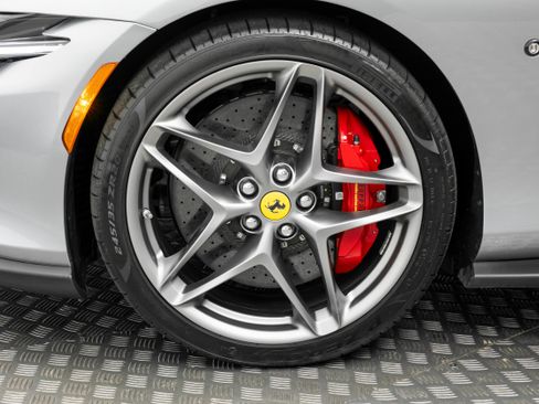 Certified 2024 Ferrari Roma image 36