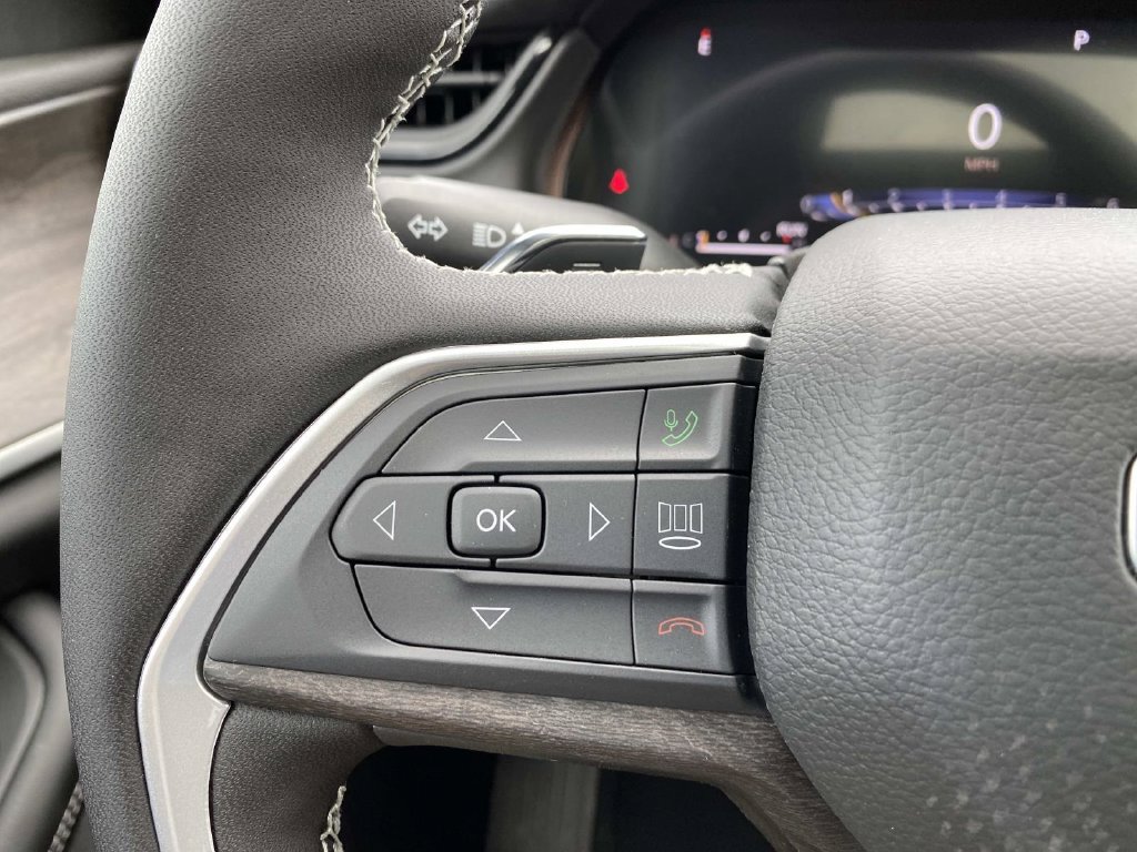 New 2026 Jeep Grand Cherokee Altitude AWD/4WD image 16