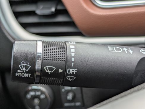 Used 2017 Chevrolet Traverse LT w/ LPO, 'HIT The Road' Package image 33