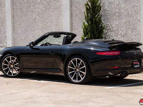 Used 2013 Porsche 911 Carrera RWD image 4