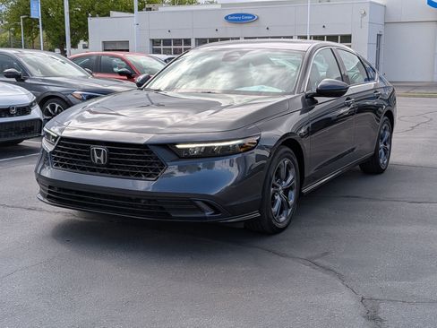 New 2026 Honda Accord EX-L image 10