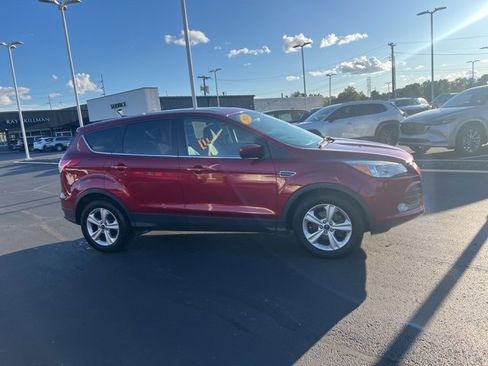 Used 2014 Ford Escape SE image 4