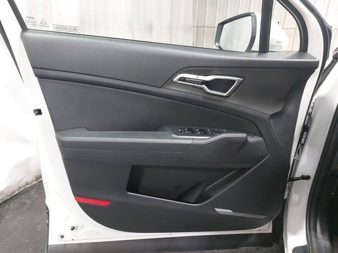 New 2026 Kia Sportage S image 26