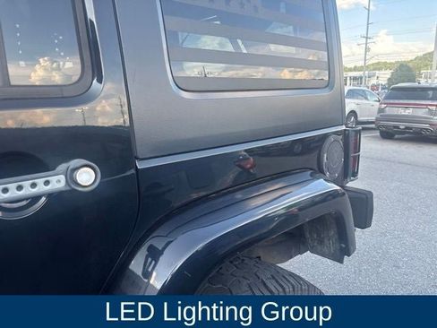 Used 2017 Jeep Wrangler Unlimited Sport AWD/4WD image 10