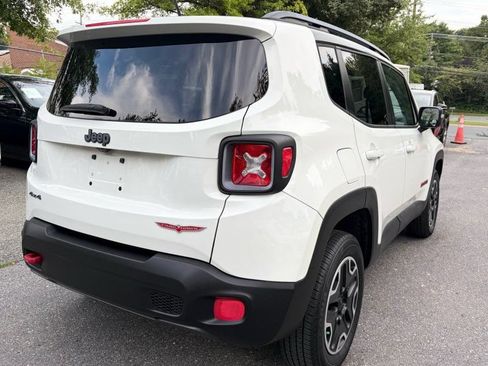 Used 2015 Jeep Renegade Trailhawk AWD/4WD image 7
