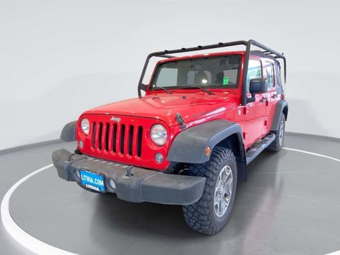 Used 2015 Jeep Wrangler Unlimited Rubicon w/ Max Tow Package AWD/4WD image 1