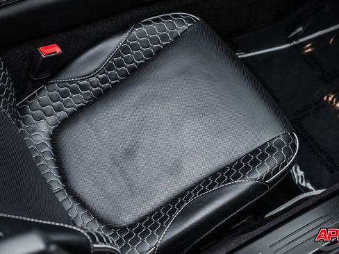 Used 2016 Aston Martin Vanquish Volante image 92