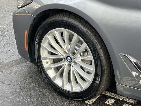 Used 2023 BMW 530i xDrive w/ Premium Package AWD/4WD image 54