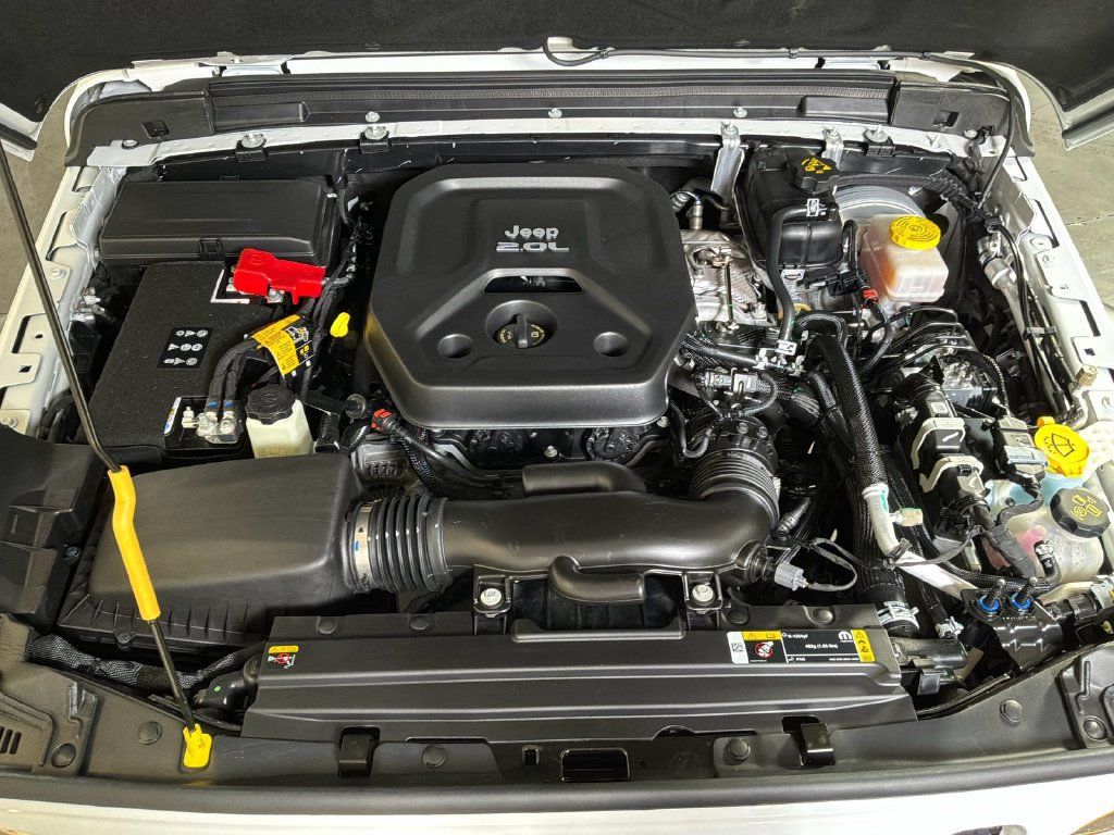 Certified 2022 Jeep Wrangler Sport AWD/4WD image 32