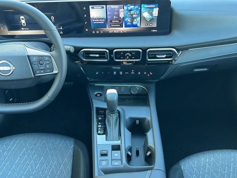 New 2026 Nissan Sentra SV w/ SV Convenience Package FWD image 13