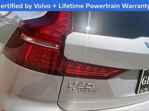 Used 2025 Volvo V60 B5 Cross Country Plus AWD/4WD image 40